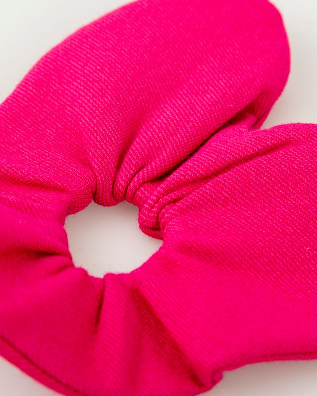 Agatha feria pink hair accessory