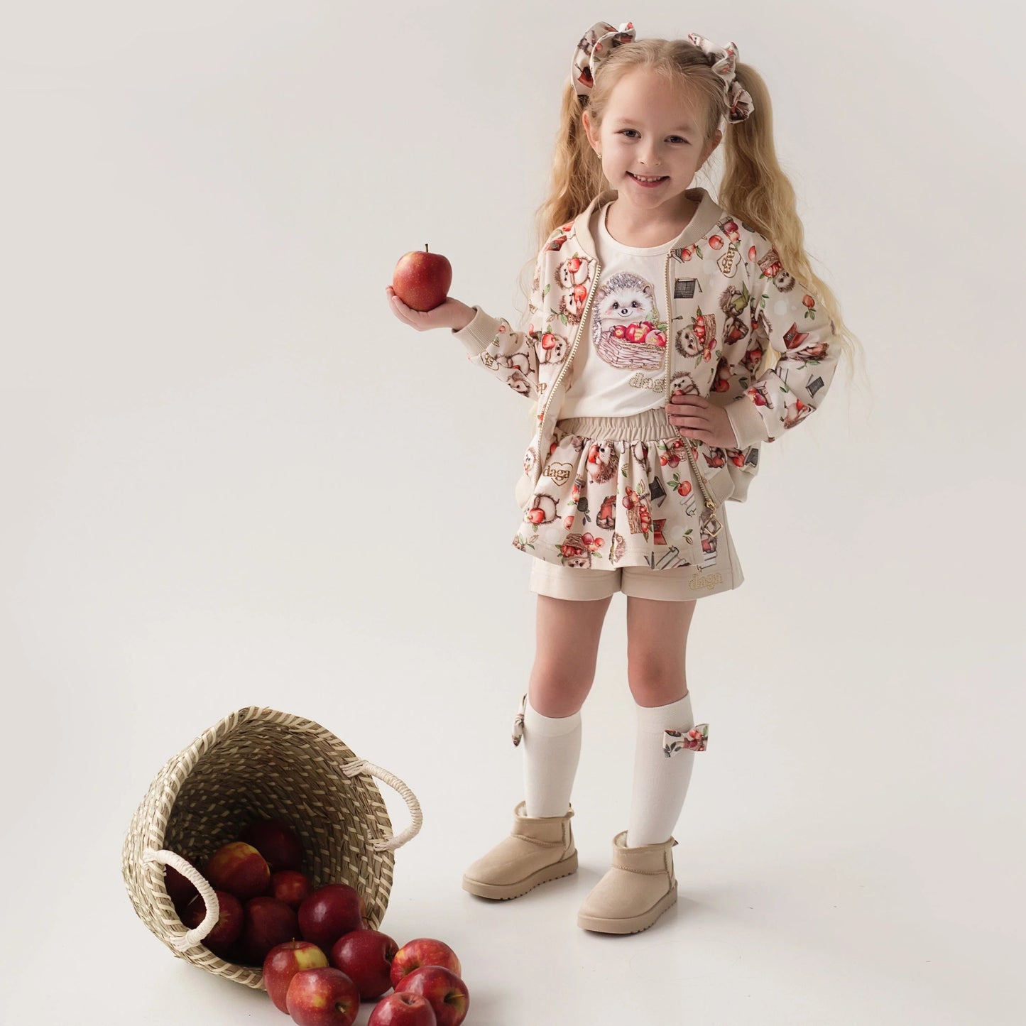 Daga - Basket of smiles three piece set